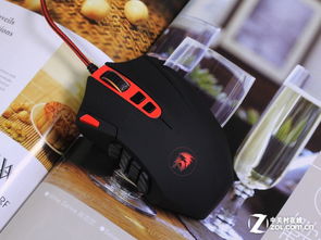 顶级做工体验 红龙灭世游戏鼠标图赏